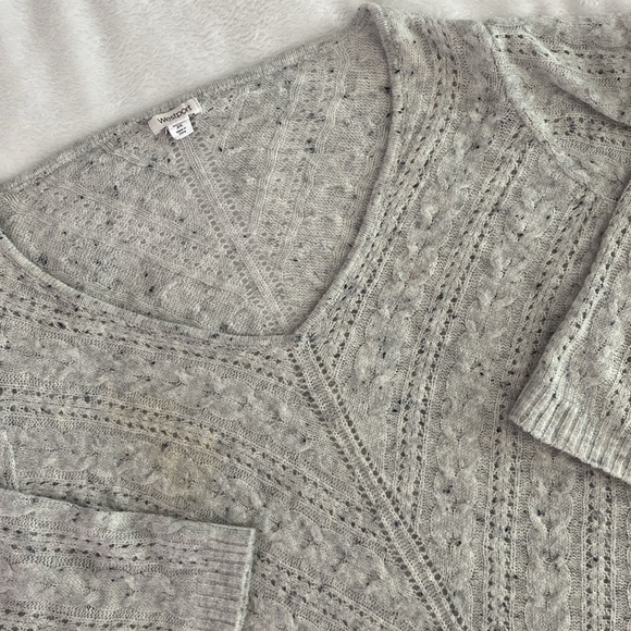 Silver and dotted black distressed open-knit v-neck scooped sweater - Picture 3 of 17